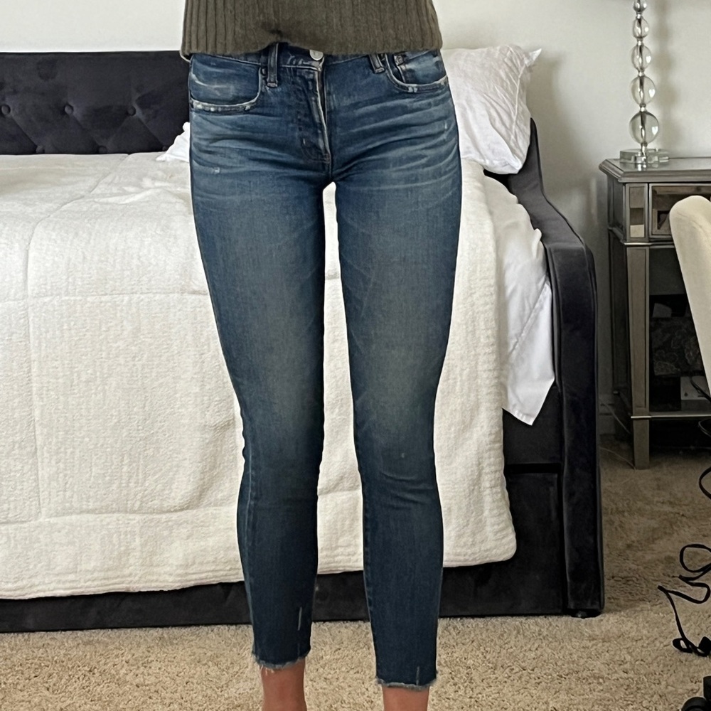 MOUSSY VINTAGE Skinny Dark Wash Jeans. Size 26.
